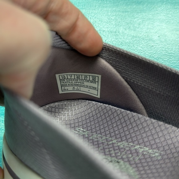 Skechers GOWALK Arch Fit Women's Walking Shoe Slip On Sneakers Casual Low Sz 10 - Picture 6 of 7